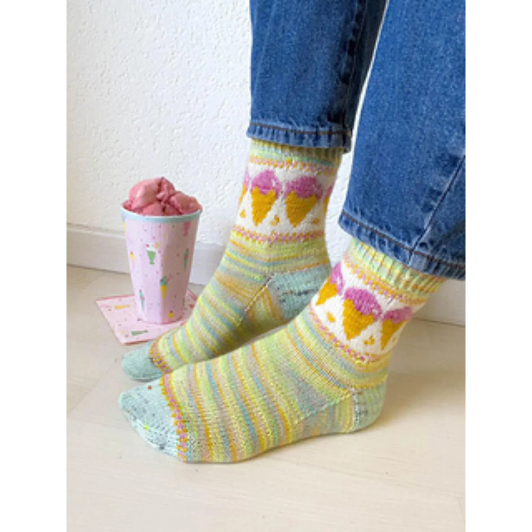 Charming Colorwork Socks - Image 10